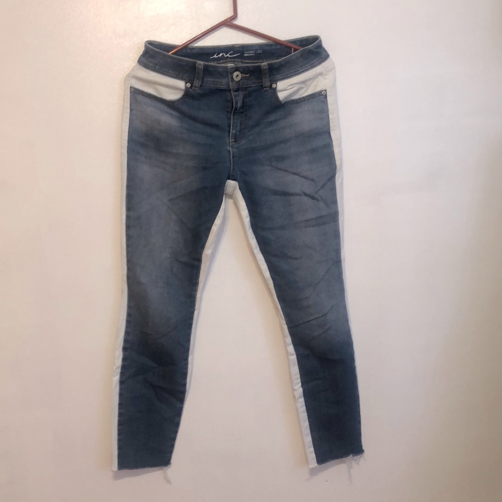 INC skinny leg Blue Jeans!